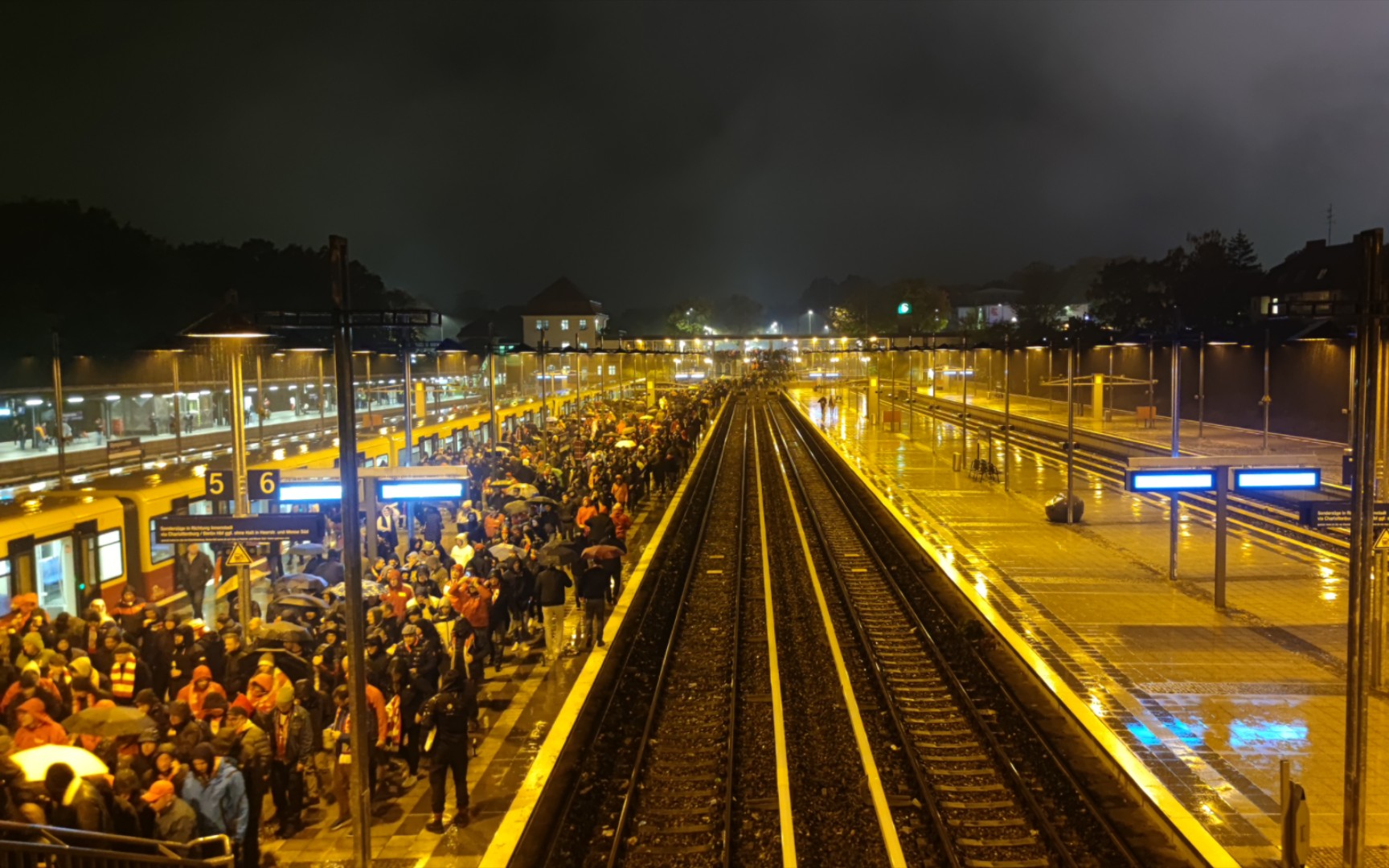 爱游戏体育官网包含马赛集结日远射贴柱斯图加特外线爆发备战意甲，网友：里程碑夜那不勒斯回应争议的词条