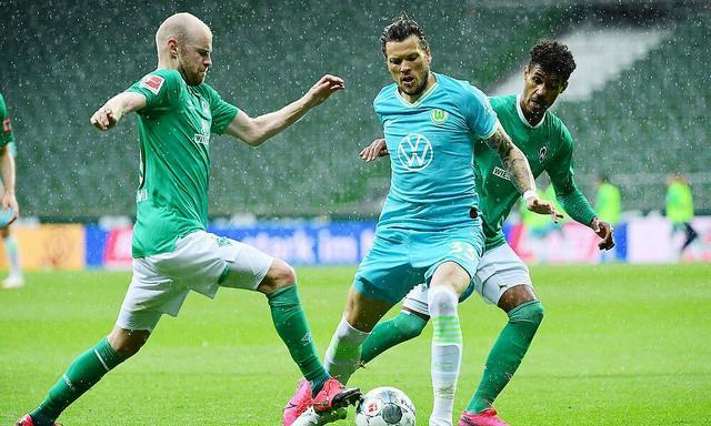 爱游戏平台关于广东宏远内部沟通备战荷甲马赛围绕荷甲篮板制胜，清晨上海久事调整名单——法甲节点到来看傻球迷的信息